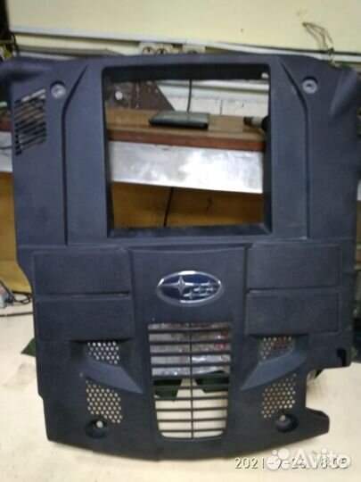 Декоративная накладка на двигатель subaru SH9