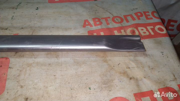 Молдинг двери передней правой Митсубиси Лансер 9