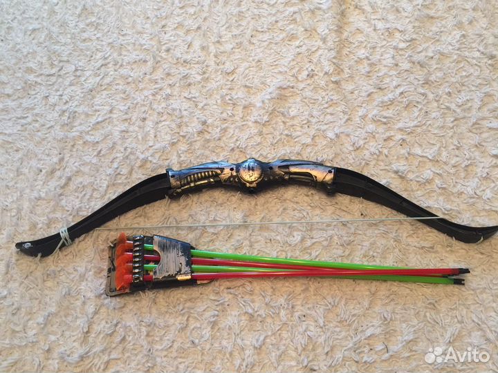 Лук со стрелами для детей