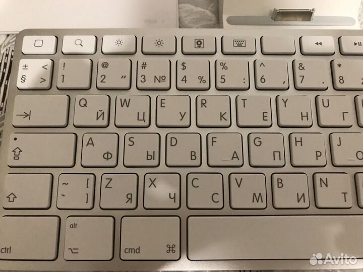 Беспроводная клавиатура Apple iPad keyboard dock