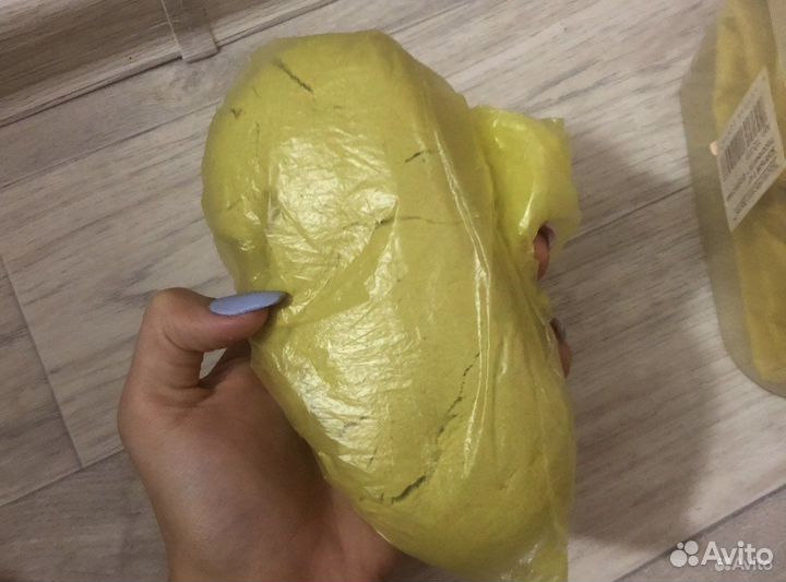 Кинетический песок с песочницей и формочками