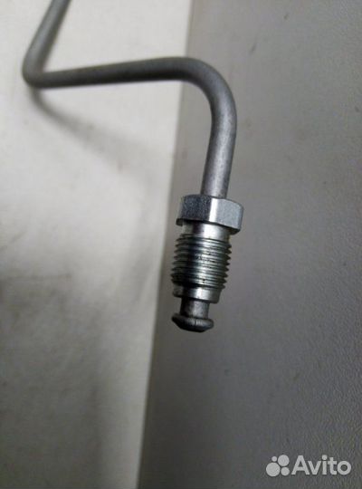 Шланг тормозной Volkswagen Passat B5 2000-2005