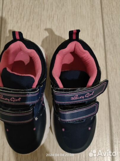 Кроссовки для девочки 25 размер