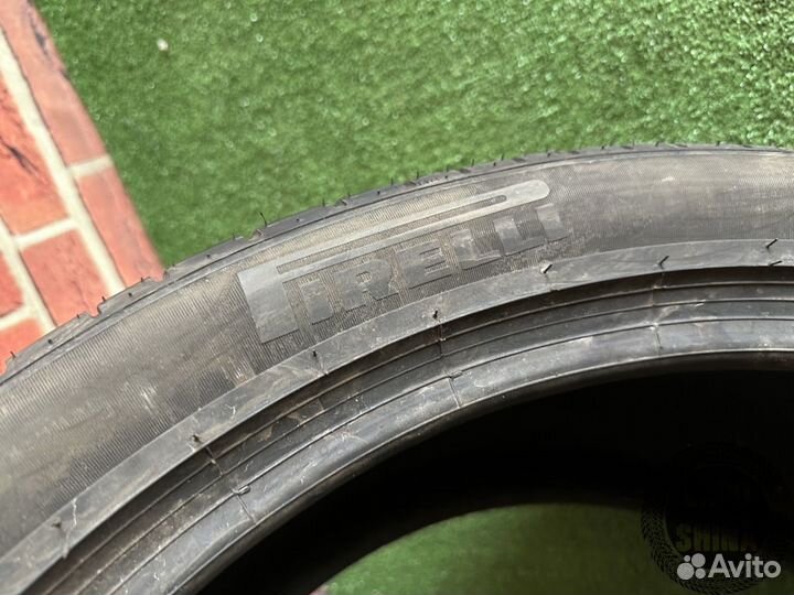 Pirelli P Zero PZ4 325/35 R23 111Y