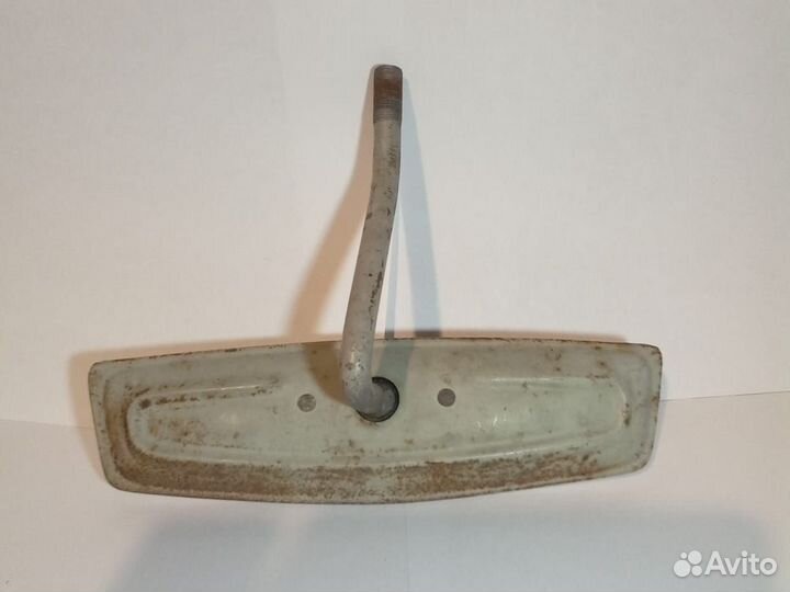 Зеркало заднего вида