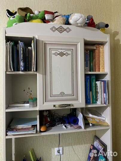 Письменный стол