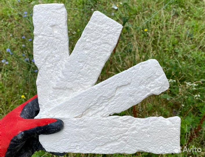 Гипсовый камень под кирпич