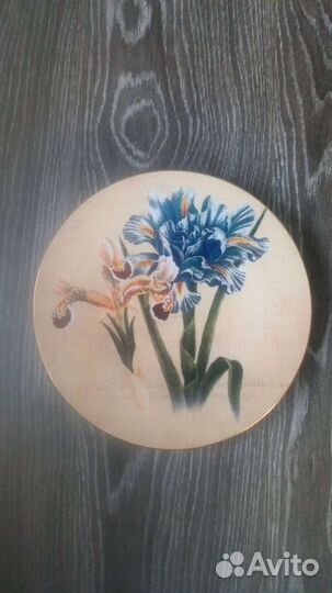 Настенная тарелка