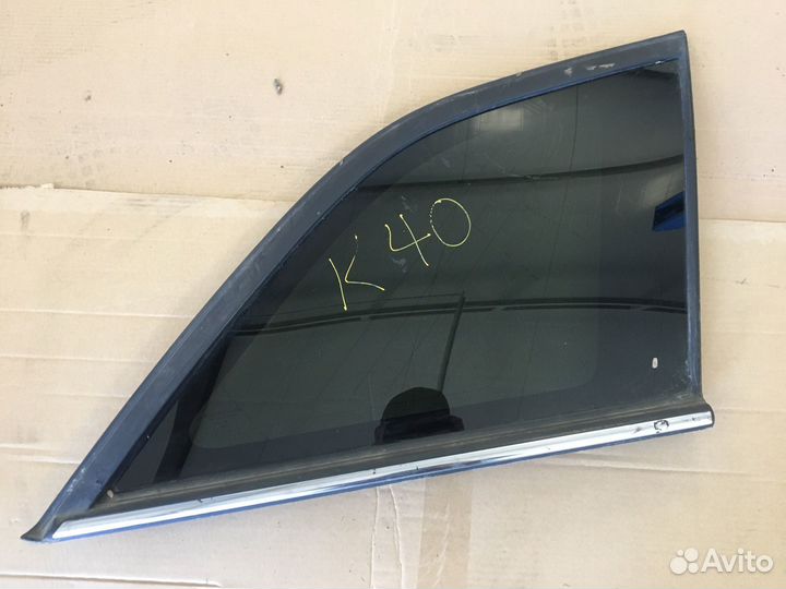 Стекло кузовное правое Chrysler Pacifica (5761)