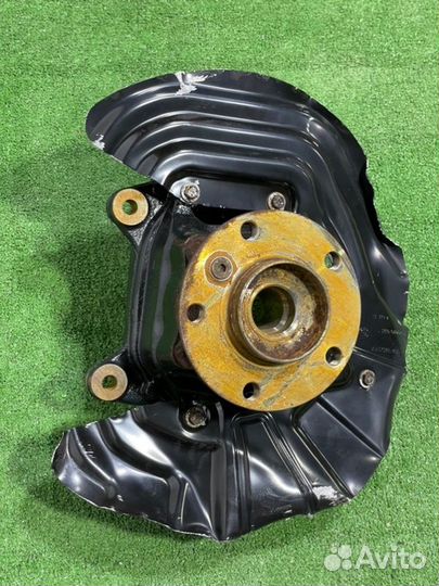 Кулак поворотный передний правый Bmw X3 F25 2012