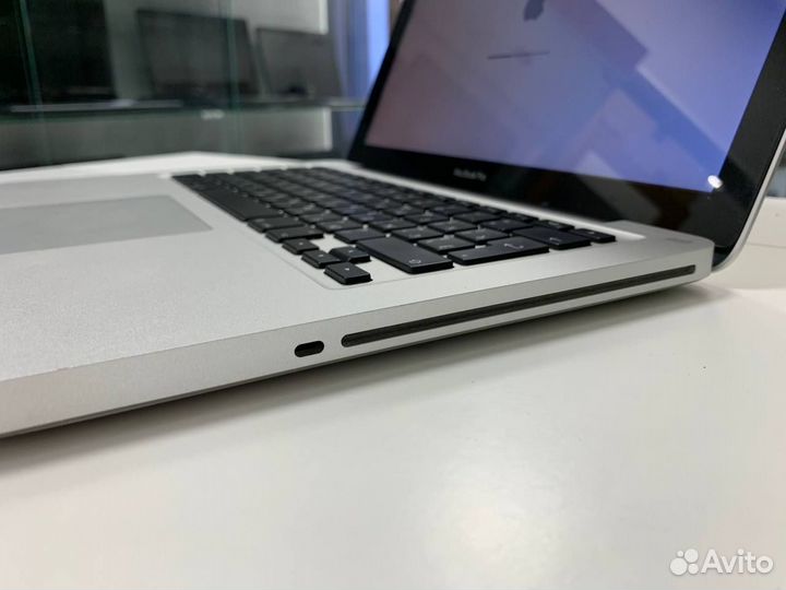 Ноутбук Apple Macbook Pro 13,3