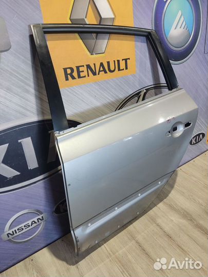 Дверь задняя боковая Renault koleos Лев