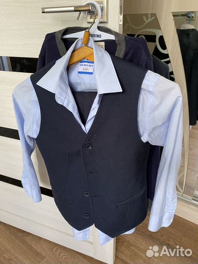 Продам школьную форму