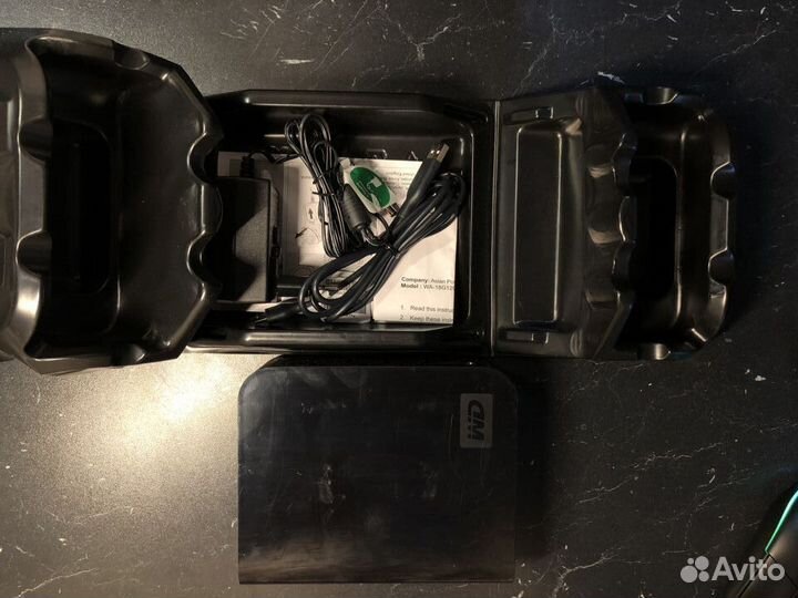 Внешнее хранилище Western Digital 1тб