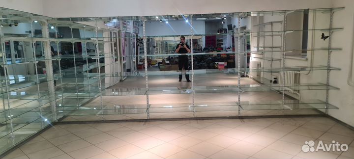 Стеклянная полка