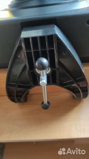 Игровой руль thrustmaster t300