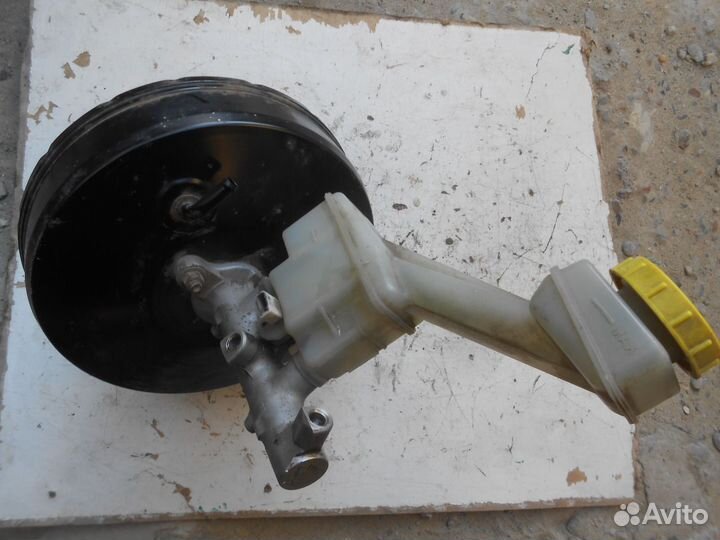 Усилитель тормозов вакуумный Nissan Primera P12