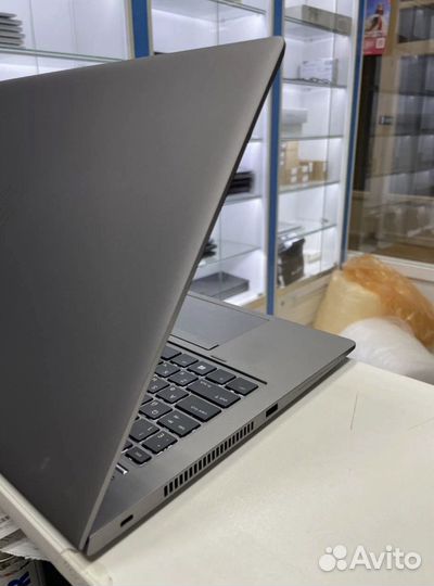 Ноутбук HP ZBook 15uG6 i7/16/512