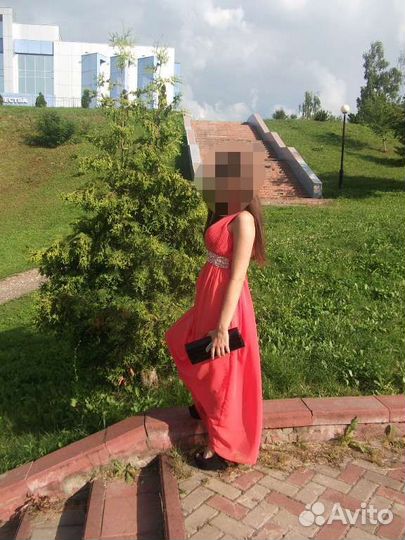 Вечернее платье в пол