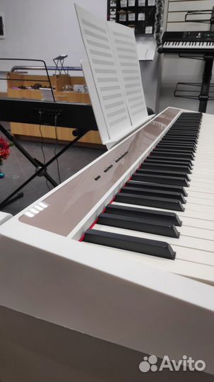 Nux Cherub NPK-10-WH Цифровое пианино