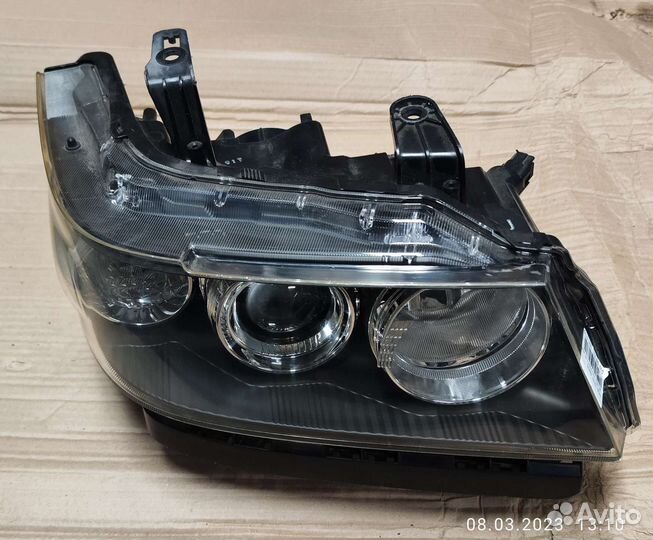 Honda zest, фара передняя правая, ксенон