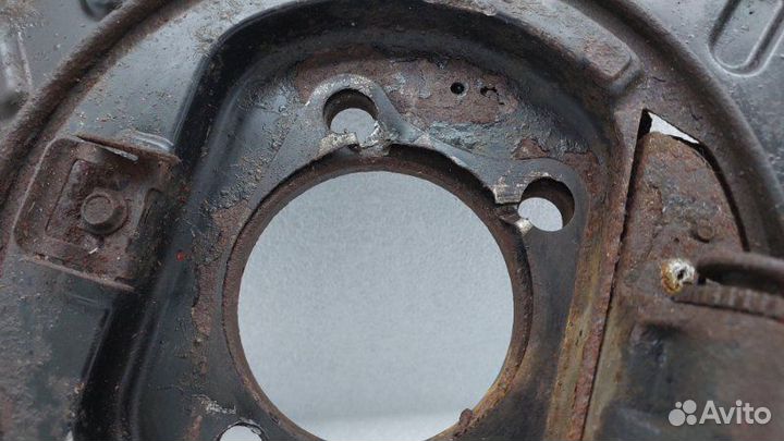 Пыльник тормозного диска задний левый Mazda Cx-9
