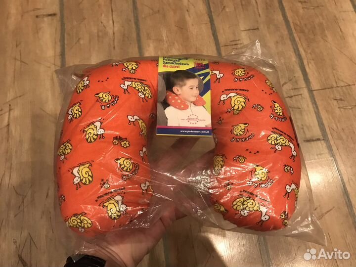 Подушка детская в авто или в самолет, новая