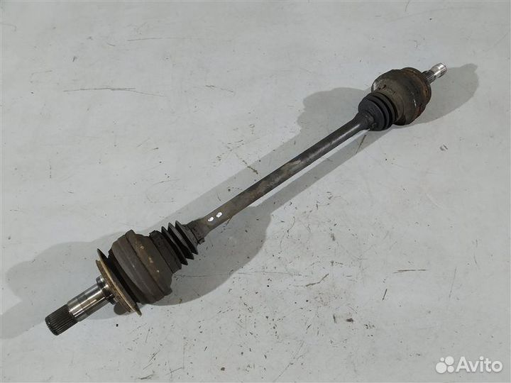 Полуось задний Mercedes Cls-Class W218
