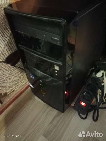 Настольный компьютер