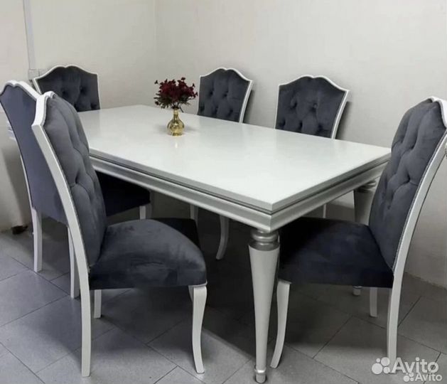 Комплект стол и стулья