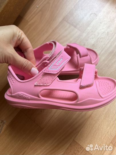 Сандалии crocs для девочки бу