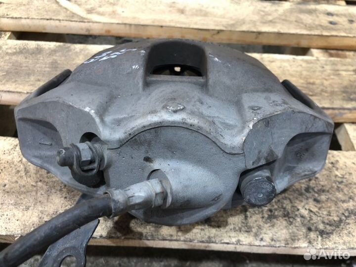 Суппорт тормозной передний правый Bmw 5 E60 N52B25