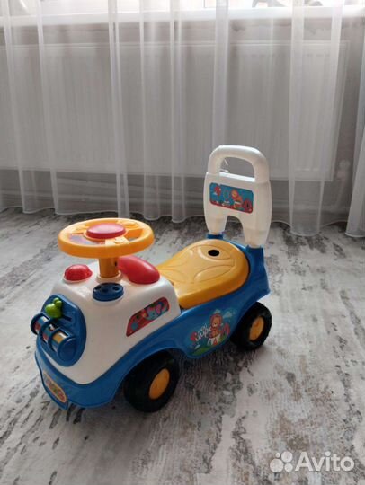 Машинка-каталка