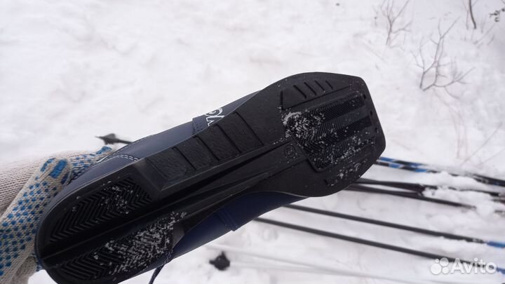 Лыжные ботинки