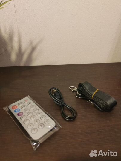 Большая беспроводная портативная колонка(New)