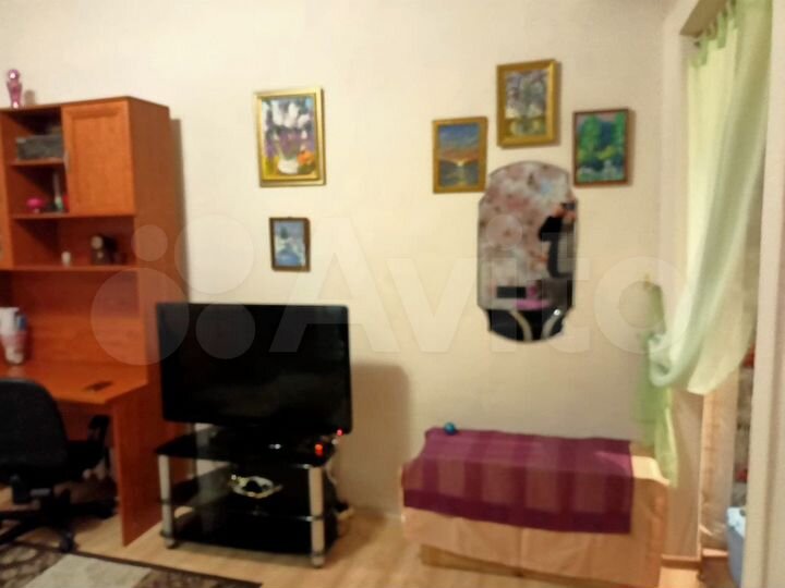 2-к. квартира, 44 м², 3/3 эт.