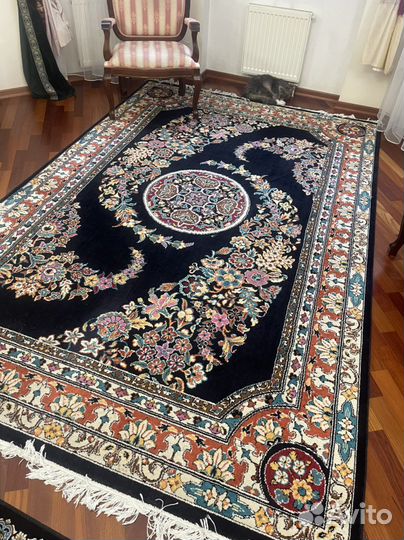 Дизайнерский ковер