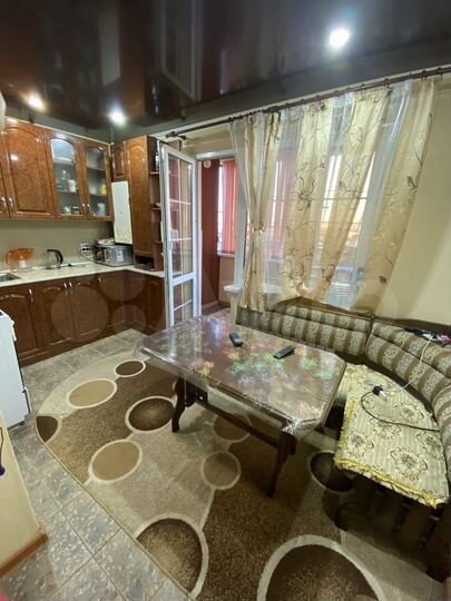 2-к. квартира, 65 м², 7/10 эт.