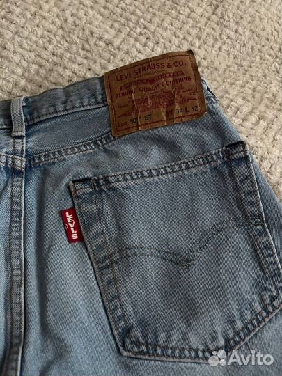 Джинсы levis с лампасами