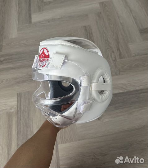 Шлем для борьбы новый