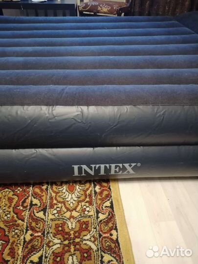 Надувной матрас intex