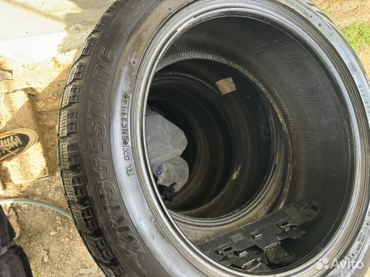 Bridgestone Blizzak VRX 235/50 R18 97T