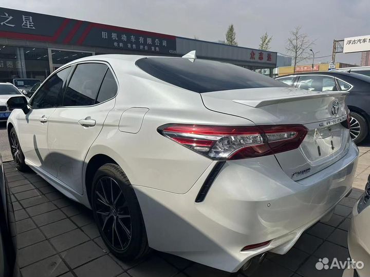 Toyota Camry 2.5 AT, 2021, 10 000 км