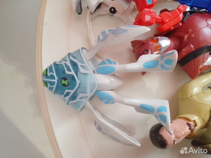 Игрушки для мальчика пакетом