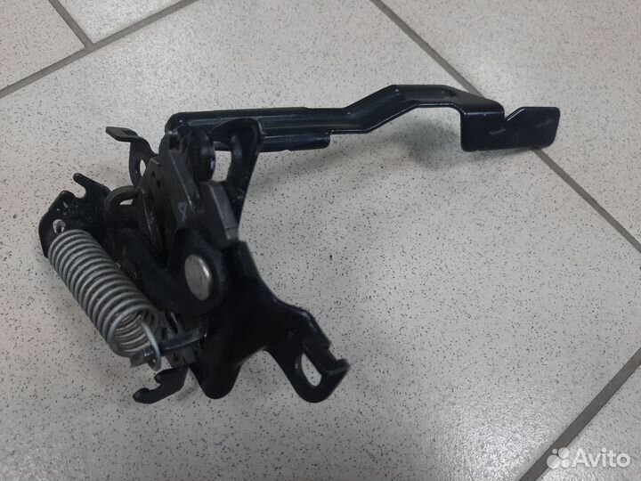 Замок капота Toyota Rav 4 40 (2012-2019)