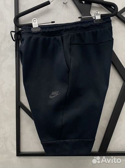 Шорты Nike Tech Fleece