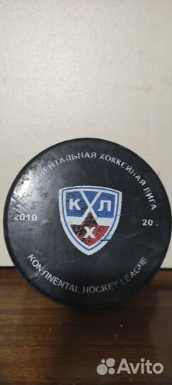 Шайба хоккейная с матча кхл сезон 2010