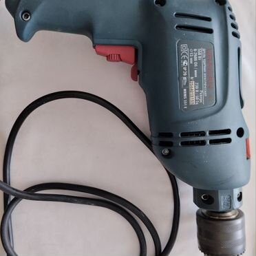 Дрель ударная uragan отличное сост