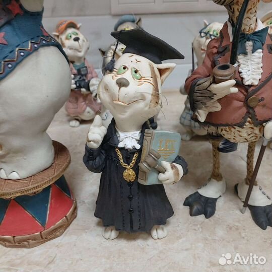 Коллекционные керамические статуэтки ручной работы