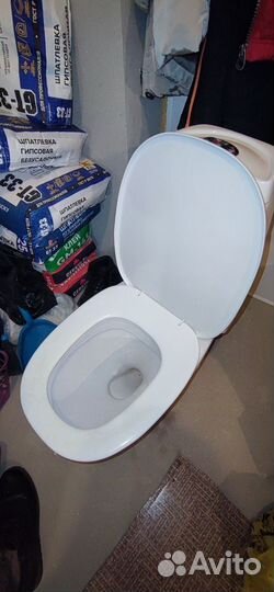 Унитазы и бачки бу